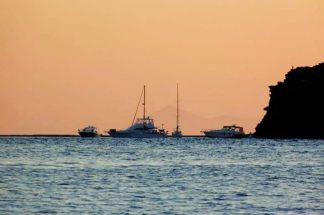 Άνοιγμα τουρισμού χωρίς τουρίστες – Δεν υπάρχουν πρωτόκολλα – Τι λέει ο Λύσανδρος Τσιλίδης στο Newpost