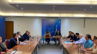 Διαβούλευση Υπουργού Εργασίας και Κοινωνικής Ασφάλισης με εκπροσώπους εργαζομένων και εργοδοτών