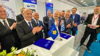 Υπογραφή συμφώνου συνεργασίας μεταξύ Fedhatta και Γραφείου Συμφερόντων Κοσόβου Αθήνας, στην 40η έκθεση Philoxenia