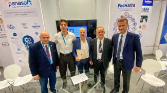 Βράβευση του Νίκου Τσακανίκα στην 40η έκθεση Philoxenia, 2025