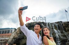 Tourist Magazine ”Sol de Cuba”